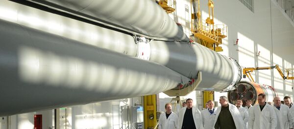 Vice-premier ministre Dmitri Rogozine lors d'une réunion sur le développement de l'aviation militaire Vice-premier ministre Dmitri Rogozine lors d'une réunion sur le développement de l'aviation militaire - Sputnik Afrique