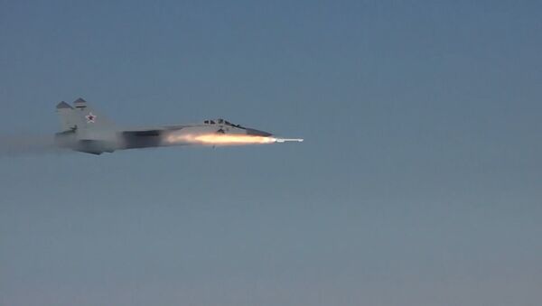 Les intercepteurs MiG-31 ont éliminé « l’ennemi » à une distance de 40 km - Sputnik Afrique