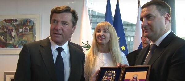 Le maire de Nice, Christian Estrosi et le maire de Yalta, Andreï Rostenko - Sputnik Afrique