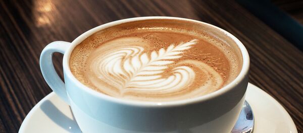 Les buveurs de café risquent moins de développer la sclérose en plaques Les buveurs de café risquent moins de développer la sclérose en plaques - Sputnik Afrique