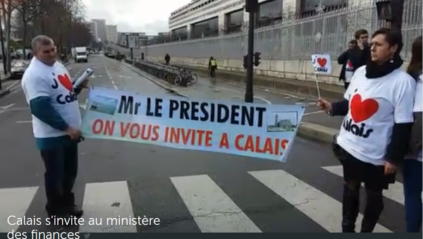 Les commerçants manifestent lundi de Calais à Paris - Sputnik Afrique