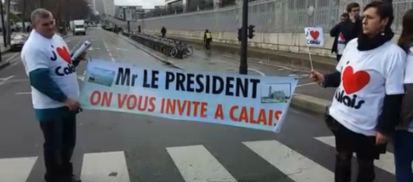Les commerçants manifestent lundi de Calais à Paris - Sputnik Afrique