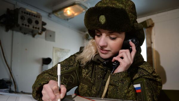 Femme militaire russe - Sputnik Afrique