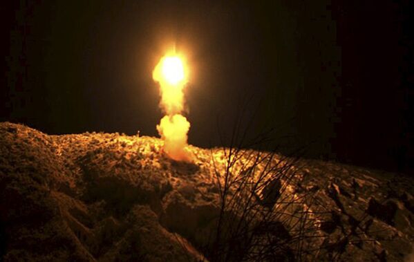 Тестовый запуск баллистической ракеты в Иране - Sputnik Afrique