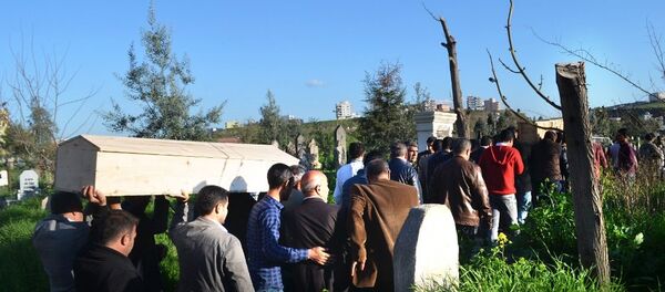 Des funérailles au quotidien pour les habitants de Cizre - Sputnik Afrique