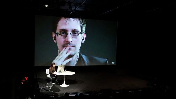 L'ex-agent des services spéciaux américains Edward Snowden - Sputnik Afrique