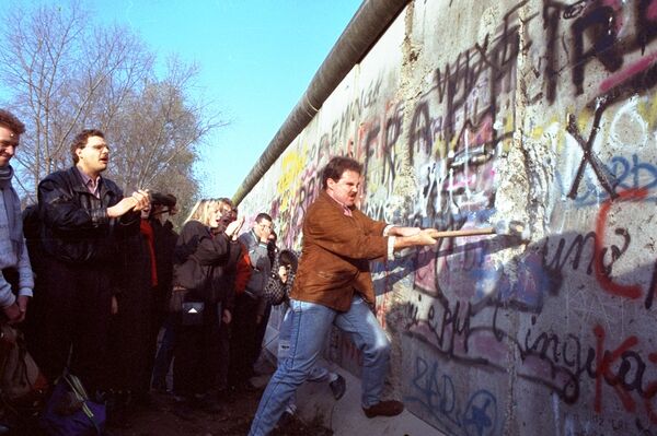 Mur de Berlin, novembre 1989 - Sputnik Afrique