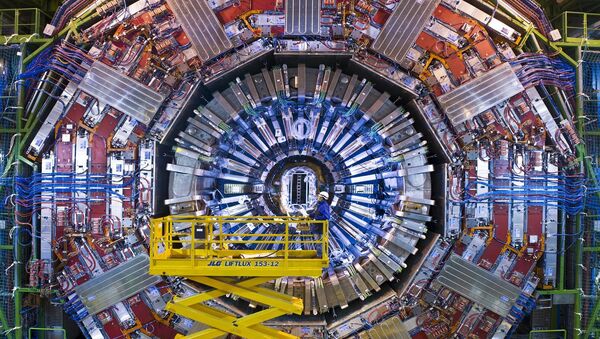 Les scientifiques travaillant avec le Grand collisionneur de hadrons [LHC] sont optimistes d'une nouvelle percée dans la physique des particules - Sputnik Afrique