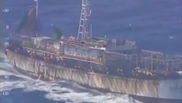 Les garde-côtes argentins coulent un navire de pêche chinois - Sputnik Afrique