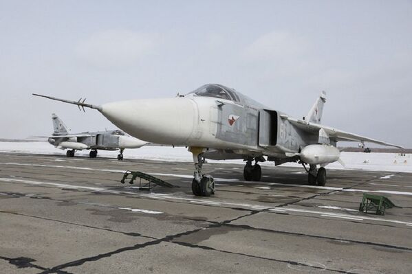 Les bombardiers russes Su-24 de retour en Russie - Sputnik Afrique