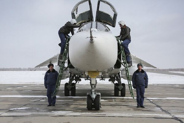 Les bombardiers russes Su-24 de retour en Russie - Sputnik Afrique