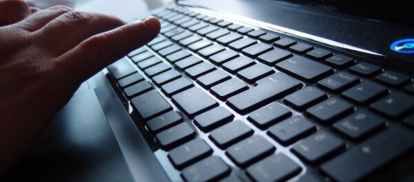 Les claviers et souris sans fil sensibles au piratage - Sputnik Afrique