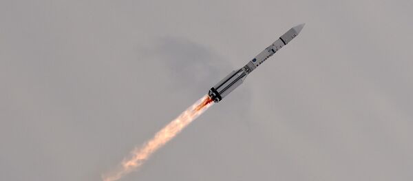 Le lancement de la fusée Proton-m - Sputnik Afrique