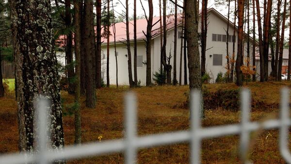 This Thursday, Nov. 19, 2009 picture shows a building in the Antaviliai, Lithuania, 20 kilometers (12 miles) outside Vilnius which allegedly housed a CIA prison. - Sputnik Afrique
