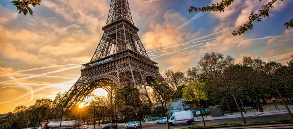 Eiffel-tornet i Paris - Sputnik Afrique