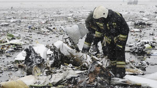 Crash du Boeing 737-800. Sur les lieux du drame. - Sputnik Afrique