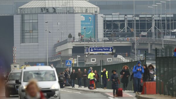 Attentats à Bruxelles: sécurité renforcée dans les aéroports européens - Sputnik Afrique