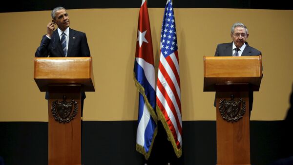 U.S. President Barack Obama and Cuban President Raul Castro attend a news conference as part of President Obama's three-day visit to Cuba, in Havana March 21, 2016 - Sputnik Afrique