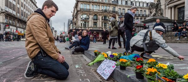 Les hommages en mémoire des victimes des attentats de Bruxelles - Sputnik Afrique