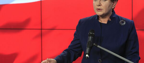 Candidate for the prime minister's post Beata Szydlo announces names for the new government in Warsaw, Poland, Monday, Nov. 9, 2015. - Sputnik Afrique