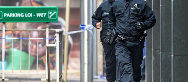 Officiers de police belge - Sputnik Afrique