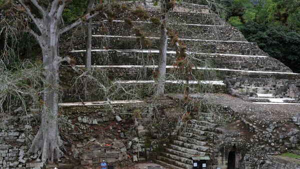 Archéologues: le jeu de balle professionnel existait chez les Mayas - Sputnik Afrique
