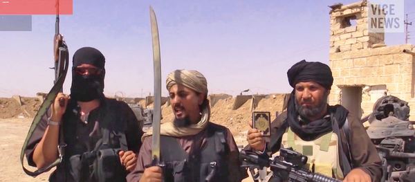 Des membres du groupe terroriste Etat islamique (Daech) - Sputnik Afrique