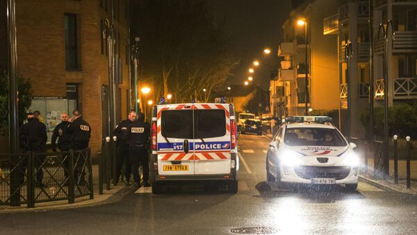 La police menait le 24 mars des perquisitions à Argenteuil - Sputnik Afrique