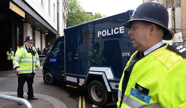 Des policiers britanniques - Sputnik Afrique