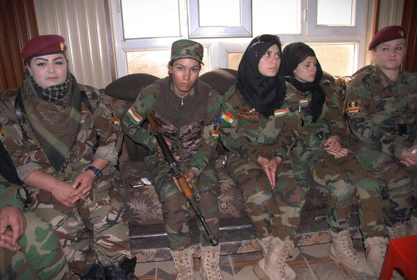 Femmes-peshmergas Femmes-peshmergas - Sputnik Afrique