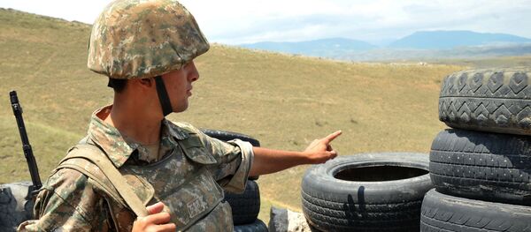 Haut-Karabakh: ayant affirmé arrêter les tirs, Bakou continue le pilonnage - Sputnik Afrique