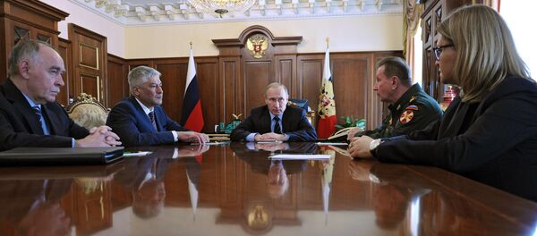 Президент РФ В. Путин провел совещание в Кремле - Sputnik Afrique