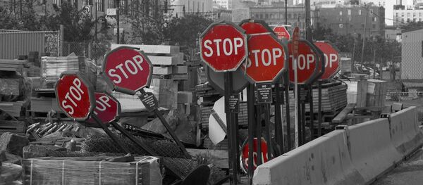 panneau d'arrêt - Sputnik Afrique