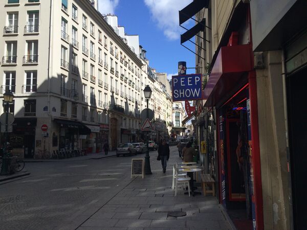 la Rue Saint-Denis la Rue Saint-Denis - Sputnik Afrique