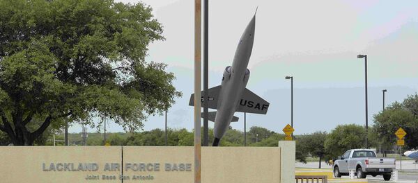 The Annex Gate is seen at Lackland Air Force Base in San Antonio, Texas April 8, 2016. - Sputnik Afrique