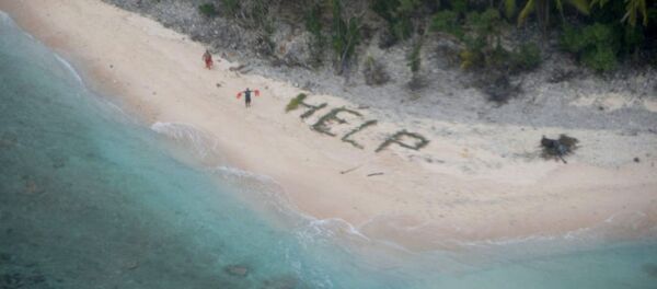 Des marins sauvés grâce au mot Help écrit sur le sable Des marins sauvés grâce au mot Help écrit sur le sable - Sputnik Afrique