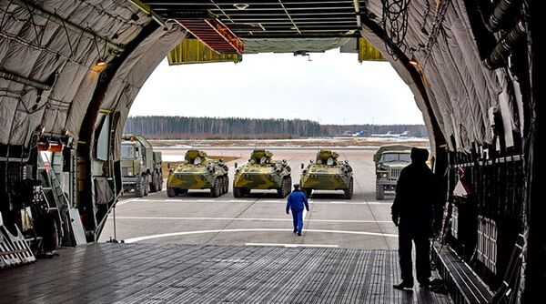 Experts du centre international de déminage à Palmyre - Sputnik Afrique