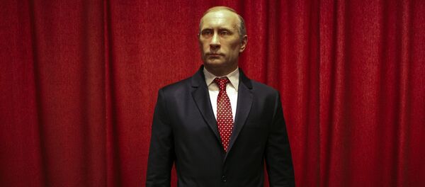 La statue en cire de Vladimir Poutine dans le musée de la ville serbe Jagodina - Sputnik Afrique