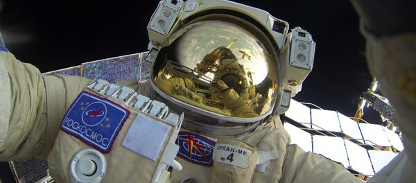 La promenade dans l'espace des cosmonautes russes - Sputnik Afrique