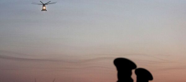 Un hélicoptère transportant les victimes du crash à Smolensk - Sputnik Afrique