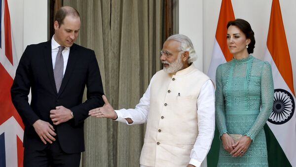 Quand le premier ministre indien a la poignée de main d’un superhéros - Sputnik Afrique