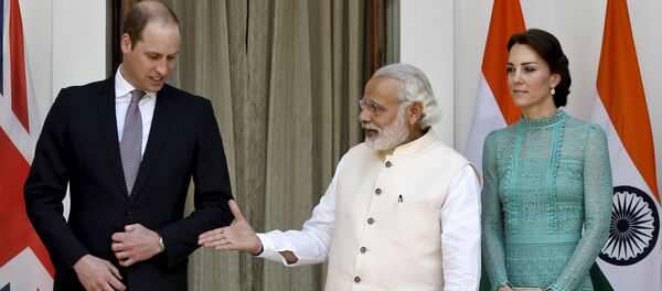 Quand le premier ministre indien a la poignée de main d’un superhéros - Sputnik Afrique