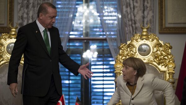 Angela Merkel und  Recep Tayyip Erdogan - Sputnik Afrique
