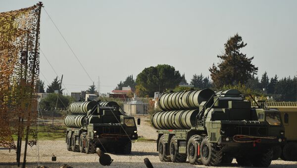 The S-400 on combat duty in Latakia, ensuring the safety of the Russian air group. - Sputnik Afrique