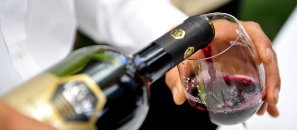 En Italie, une fontaine distribuera… du vin rouge quotidiennement! - Sputnik Afrique