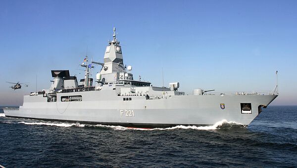 Die Fregatten der Sachsen Klasse 124 sind als Mehrzweckfregatten mit bordgestützten Hubschrauber für Geleit und Gebietssicherung mit Flugabwehr konzipiert - Sputnik Afrique