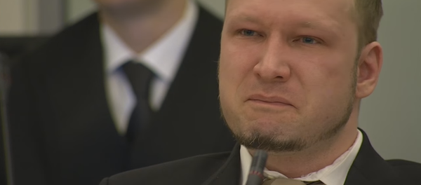 Anders Breivik pleure devant le tribunal - Sputnik Afrique