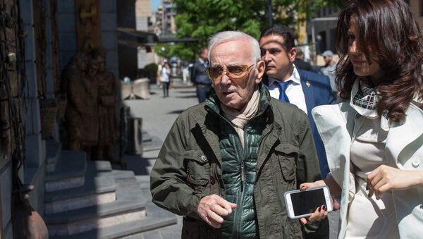 Charles Aznavour à Erevan - Sputnik Afrique