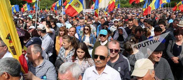 A Chisinau, des manifestants demandent la démission du gouvernement - Sputnik Afrique