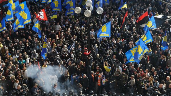Affrontements entre la police et les manifestants devant le siège du parlement ukrainien - Sputnik Afrique